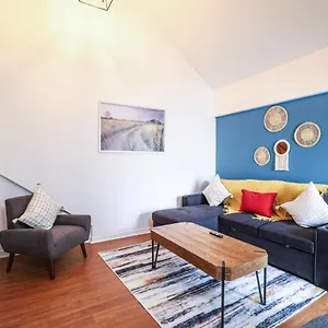 Kensington Boutique Suites Apartment