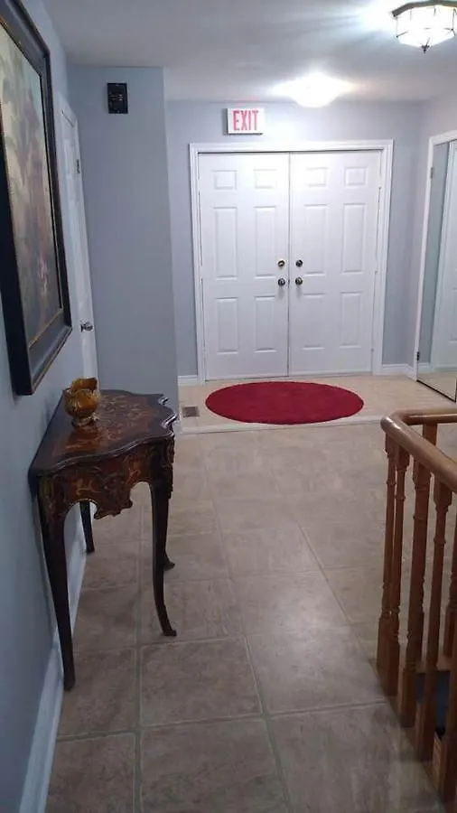 Homestay Luxury Suites At Military Trail Toronto Canada