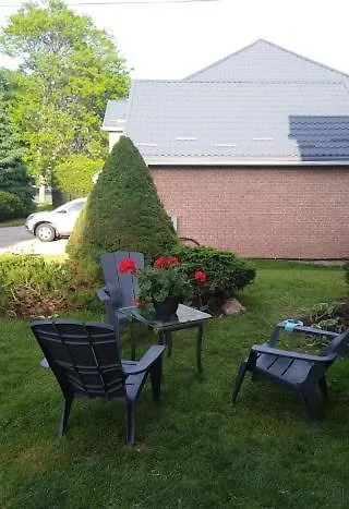 Luxury Suites At Military Trail Toronto Homestay