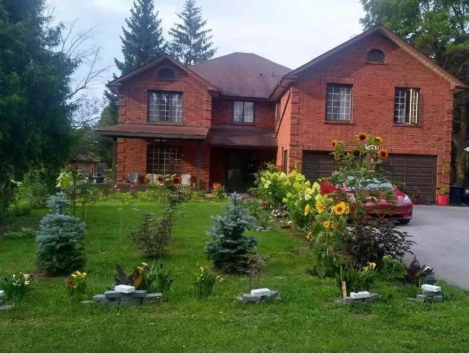 Luxury Suites At Military Trail Toronto