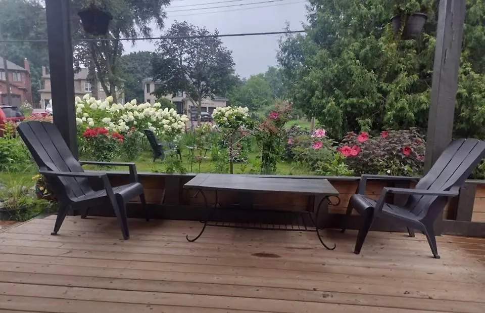 Luxury Suites At Military Trail Toronto Homestay
