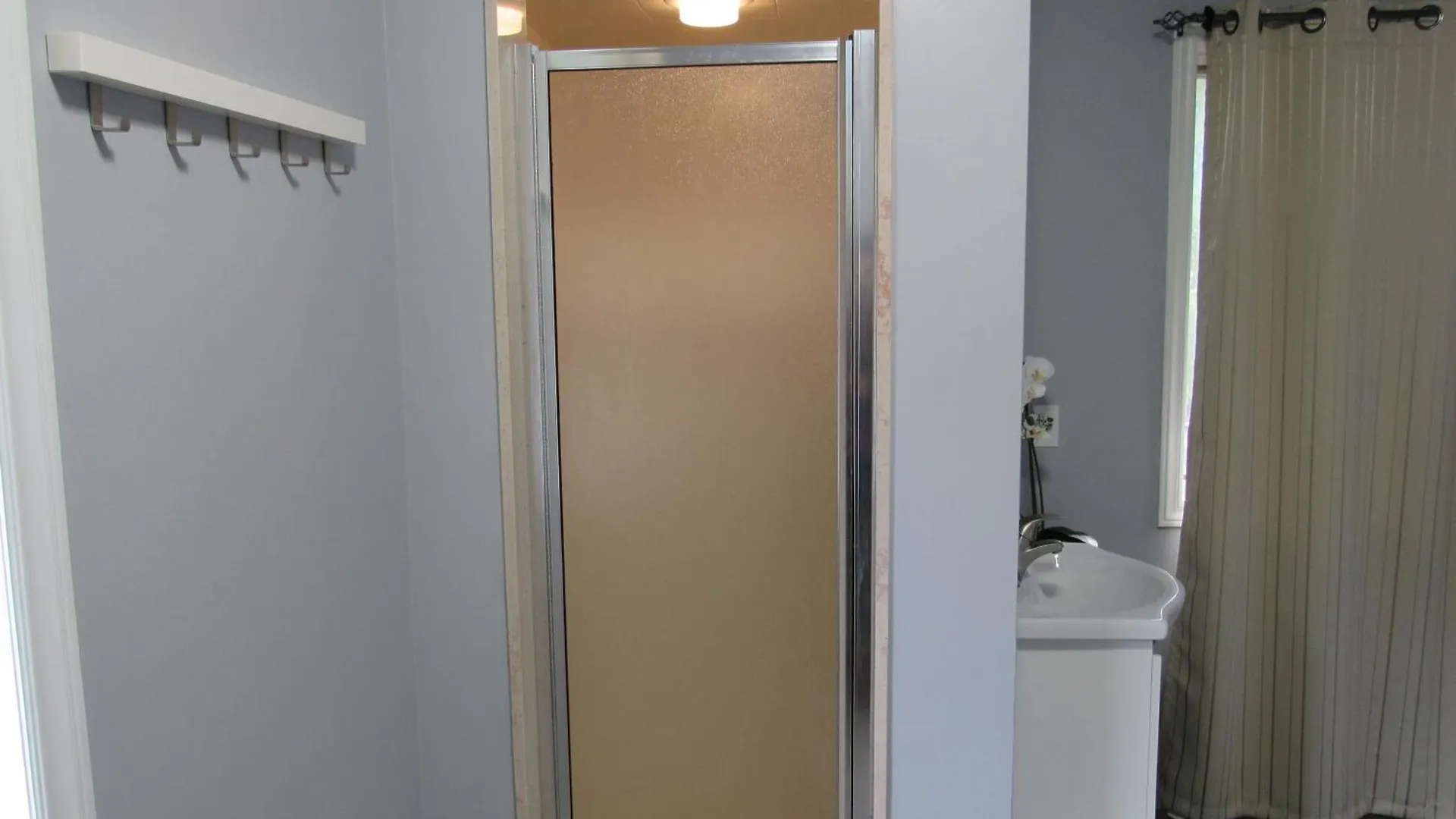 Luxury Suites At Military Trail Toronto Canada