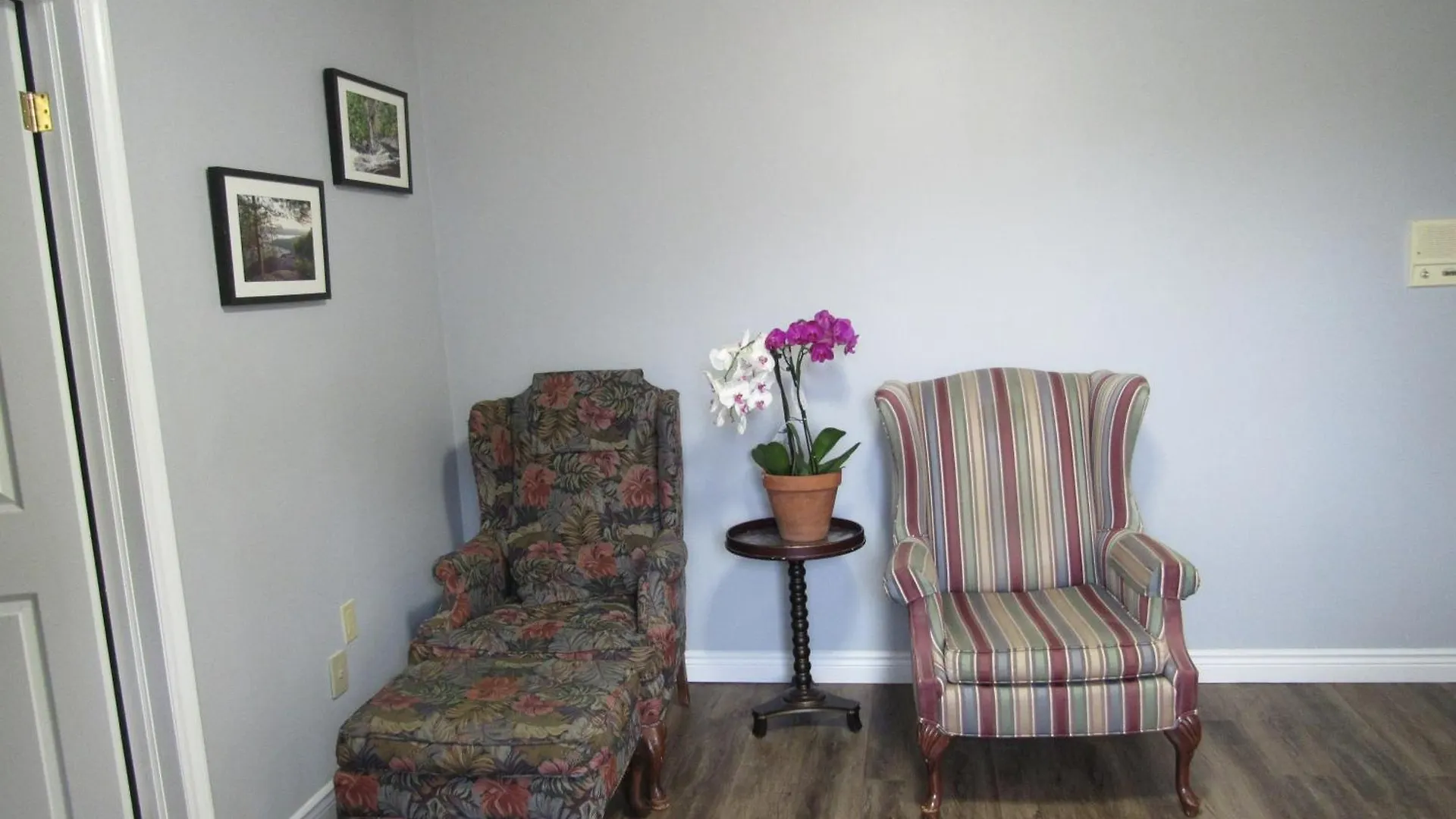 Luxury Suites At Military Trail Toronto 0*,