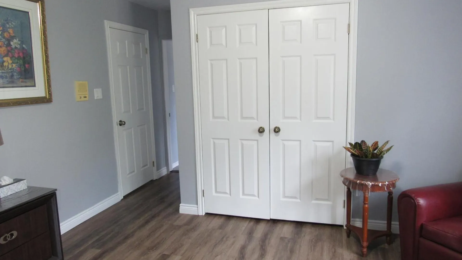 Luxury Suites At Military Trail Toronto Canada