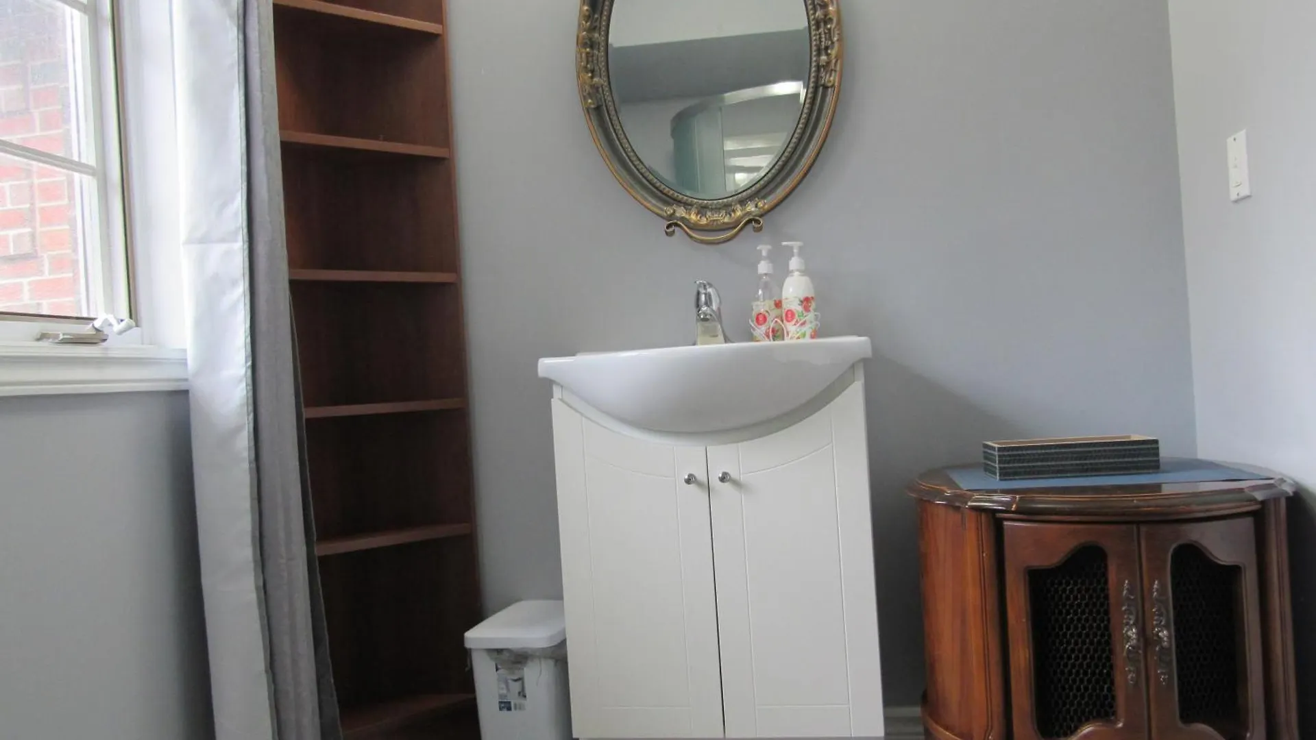 Homestay Luxury Suites At Military Trail Toronto Canada